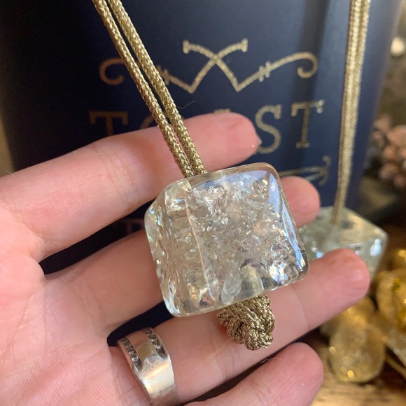 ⛔️SOLD⛔️Authentic KATE SPADE Leather/metal ice bag - Picture 4 of 11